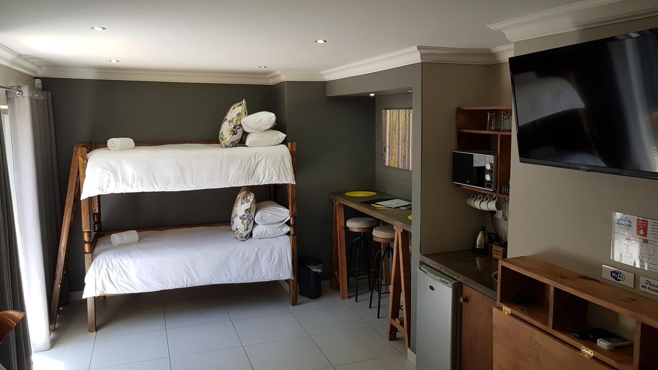 Touching Senses Garden Cottages Μπλουμφοντέιν Εξωτερικό φωτογραφία