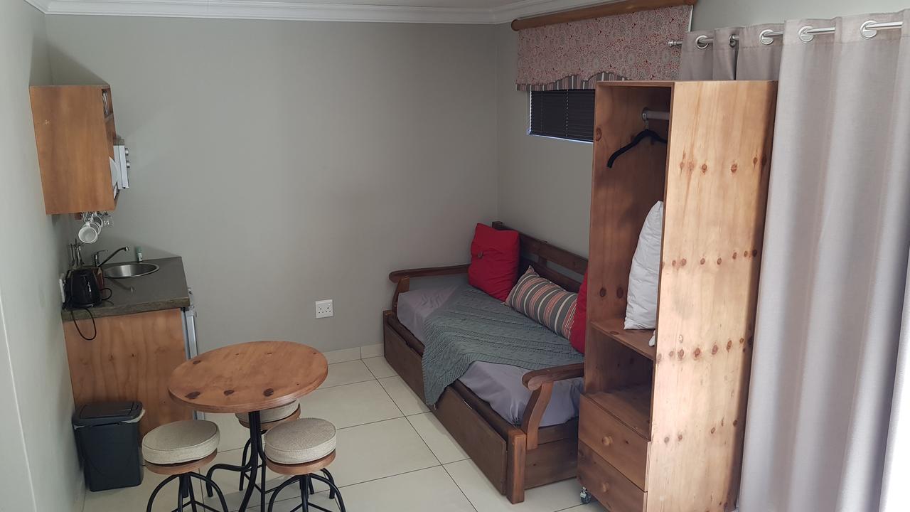Touching Senses Garden Cottages Μπλουμφοντέιν Εξωτερικό φωτογραφία